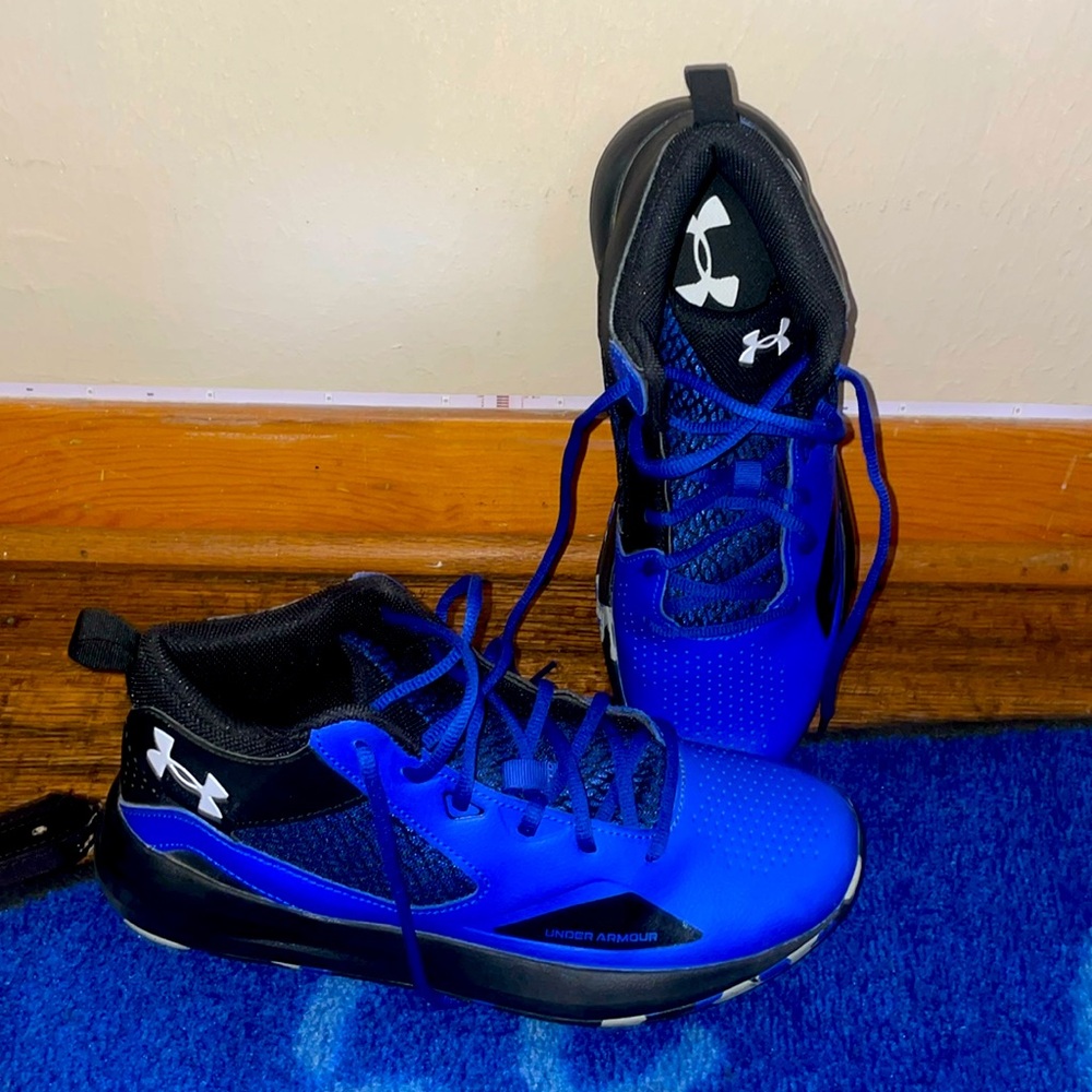 Men's Under Armour Humble Basketball Shoes 8 Great Condition!!